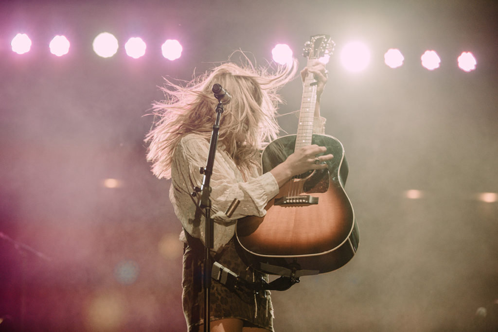 Grace Potter shredding on her acoustic guitar